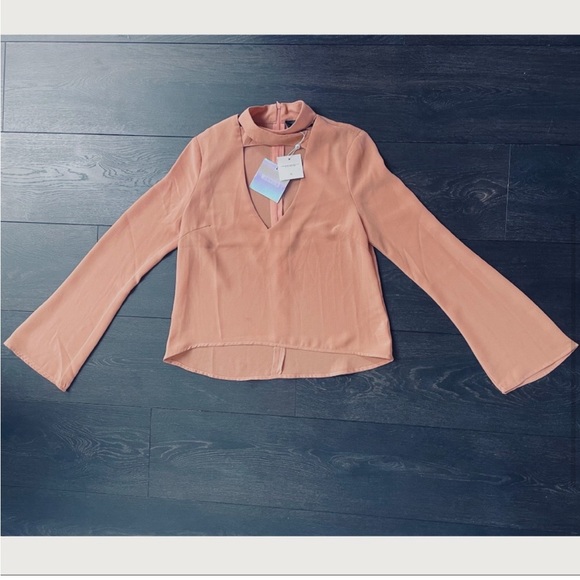 MISSGUIDED Cut Out Choker Neck Long Sleeve Top - Picture 2 of 10